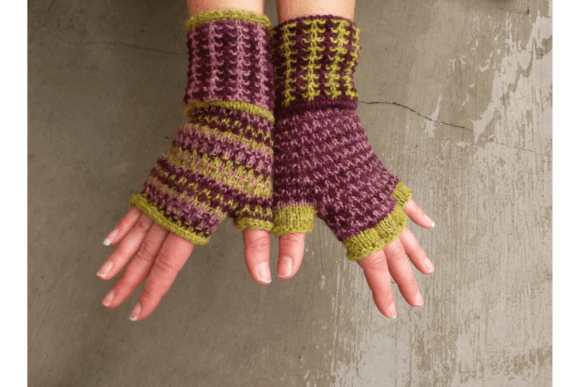 Cozy Mucagan Mitts: Blending Gaelic Heritage with Modern Knitting Trends